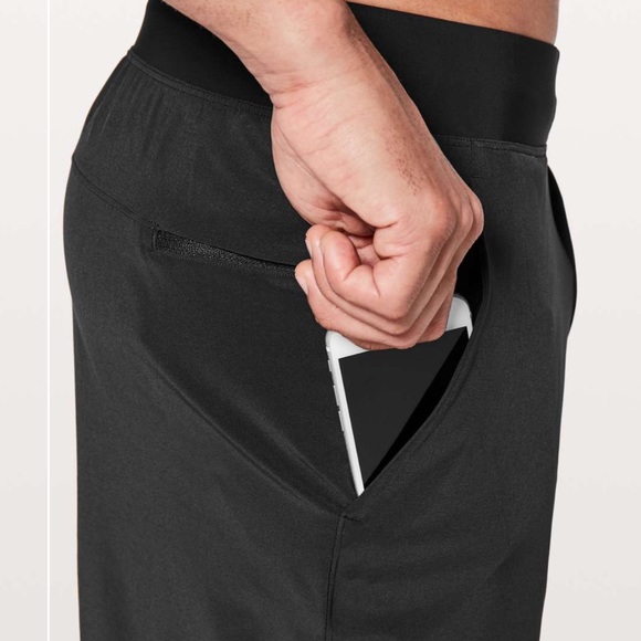 Lululemon T.H.E. Short linerless - Picture 4 of 9